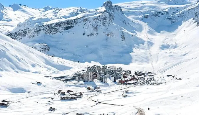 Chalet Hotel La Corniche Тинь